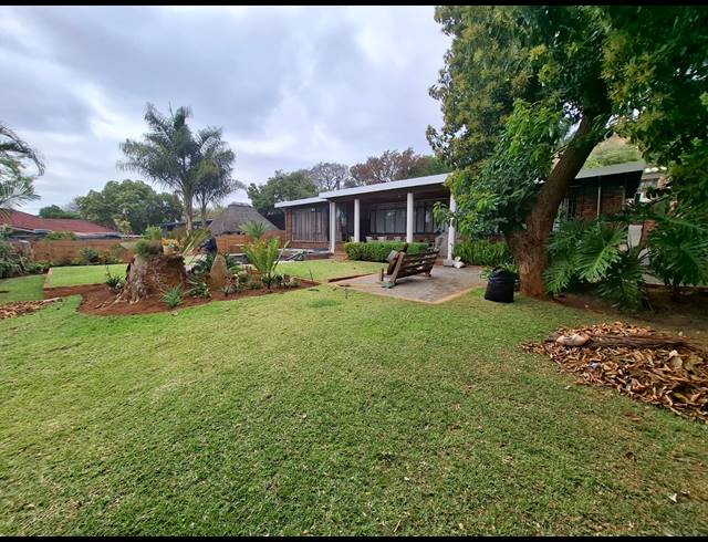 4 BEDROOM HOUSE FOR SALE IN SINOVILLE